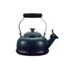 Le Creuset 1.6L Classic Whistling Kettle - Agave