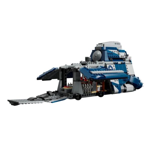 Lego Star Wars The Clone Wars scenes from the Battle of Felucia with this Separatist MTT building toy - Image 4