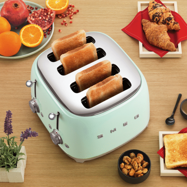 Smeg 50's Retro Style Aesthetic 4 Slice Toaster - Pastel Green - Image 4